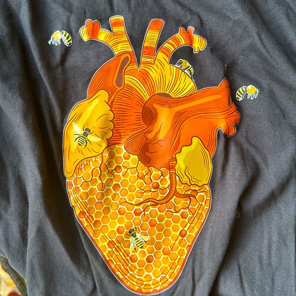 I Heart Honey shirt Anatomical Beekeeper  100% Cotton